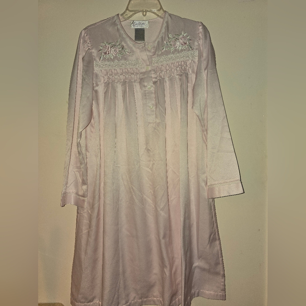 Vintage Collete by Miss Elaine Satiny Nightgown